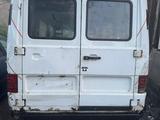 Mercedes-Benz MB 100 1993 года за 550 000 тг. в Караганда – фото 4