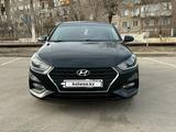 Hyundai Solaris 2019 года за 7 700 000 тг. в Жезказган – фото 2