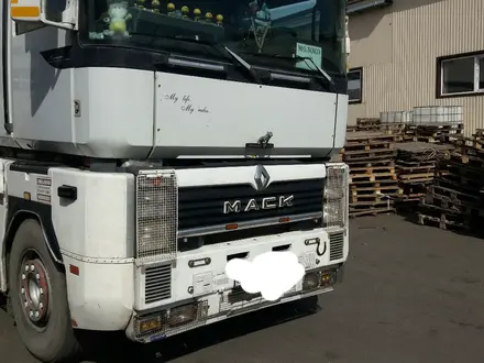 Renault  Magnum 1998 года за 12 500 000 тг. в Караганда