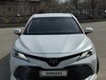 Toyota Camry 2020 года за 14 900 000 тг. в Астана