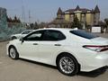 Toyota Camry 2020 года за 14 900 000 тг. в Астана – фото 4
