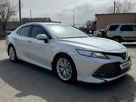 Toyota Camry 2020 года за 14 900 000 тг. в Астана – фото 6