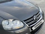 Volkswagen Jetta 2010 года за 3 750 000 тг. в Атырау – фото 4