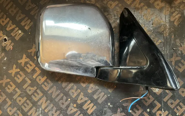 Зеркало правое за 7 000 тг. в Усть-Каменогорск