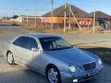 Mercedes-Benz E 320 2001 годаfor3 400 000 тг. в Атырау