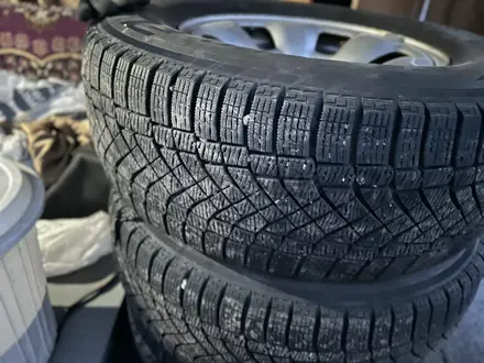 Pirelli ice zero 265/65/17 за 150 000 тг. в Алматы