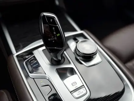 BMW 740 XDrive 3.0 2020 года за 35 000 000 тг. в Астана – фото 20
