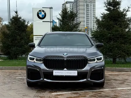 BMW 740 XDrive 3.0 2020 года за 35 000 000 тг. в Астана – фото 2