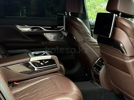 BMW 740 XDrive 3.0 2020 года за 35 000 000 тг. в Астана – фото 13