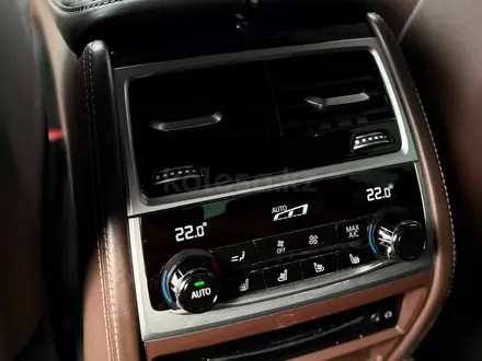 BMW 740 XDrive 3.0 2020 года за 35 000 000 тг. в Астана – фото 24