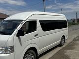 Toyota Hiace 2016 года за 14 200 000 тг. в Атырау