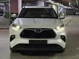 Toyota Highlander 2021 годаүшін28 900 000 тг. в Алматы