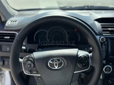 Toyota Camry 2013 года за 9 000 000 тг. в Жанаозен – фото 12