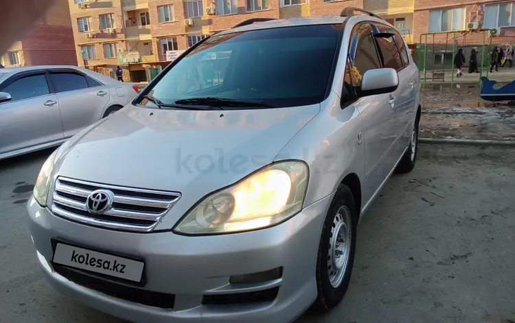 Toyota Avensis Verso 2004 года за 4 600 000 тг. в Атырау