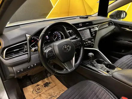 Toyota Camry 2020 года за 13 800 000 тг. в Астана – фото 14