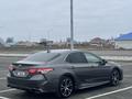 Toyota Camry 2019 года за 8 500 000 тг. в Актобе – фото 6