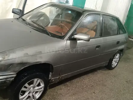 Opel Astra 1992 года за 850 000 тг. в Актобе – фото 3