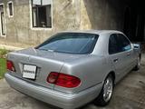 Mercedes-Benz E 420 1999 года за 5 500 000 тг. в Тараз – фото 2
