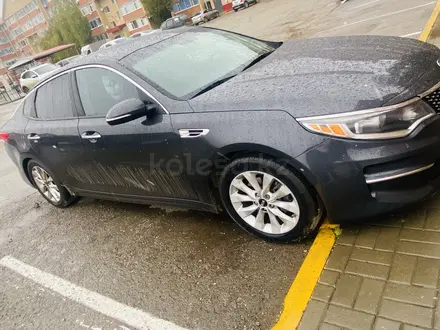 Kia Optima 2017 года за 6 000 000 тг. в Актобе – фото 5