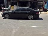 BMW 750 2005 годаүшін6 000 000 тг. в Тараз – фото 2