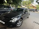 Mercedes-Benz R 500 2006 года за 5 950 000 тг. в Алматы