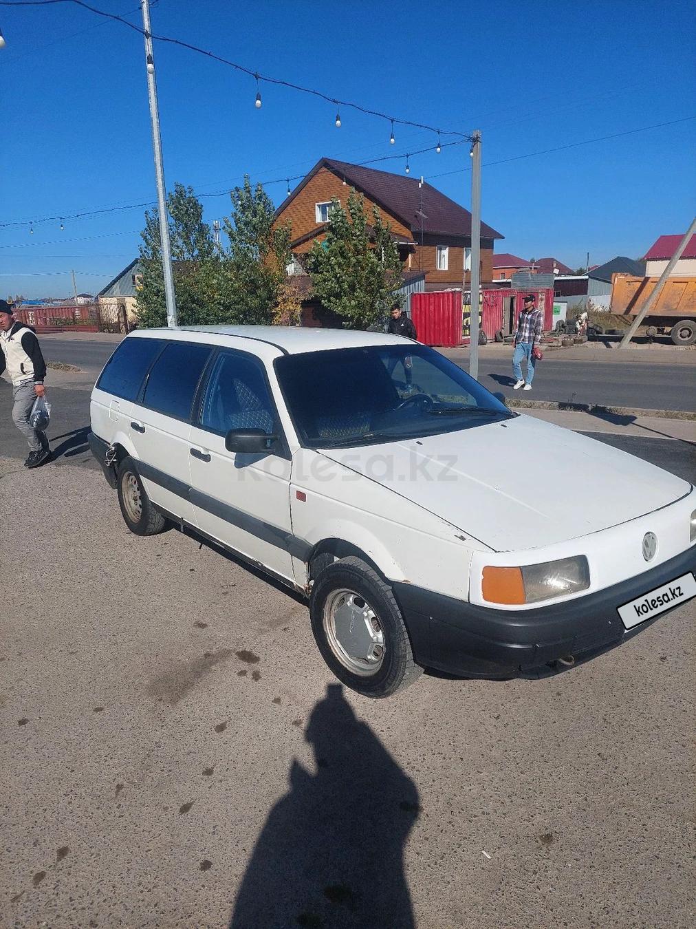 Volkswagen Passat 1992 г.