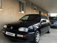 Volkswagen Golf 1996 годаfor1 800 000 тг. в Тараз