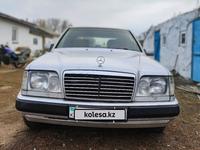 Mercedes-Benz E 200 1993 годаfor1 750 000 тг. в Жезказган