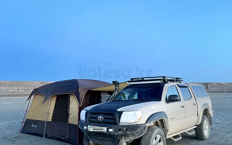 Toyota Tacoma 2006 годаfor11 800 000 тг. в Жанаозен