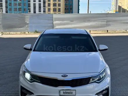 Kia Optima 2019 года за 6 000 000 тг. в Актау – фото 2