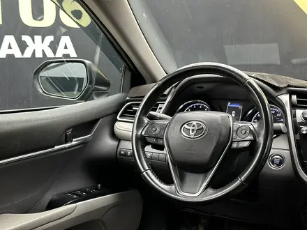 Toyota Camry 2019 года за 12 500 000 тг. в Атырау – фото 7