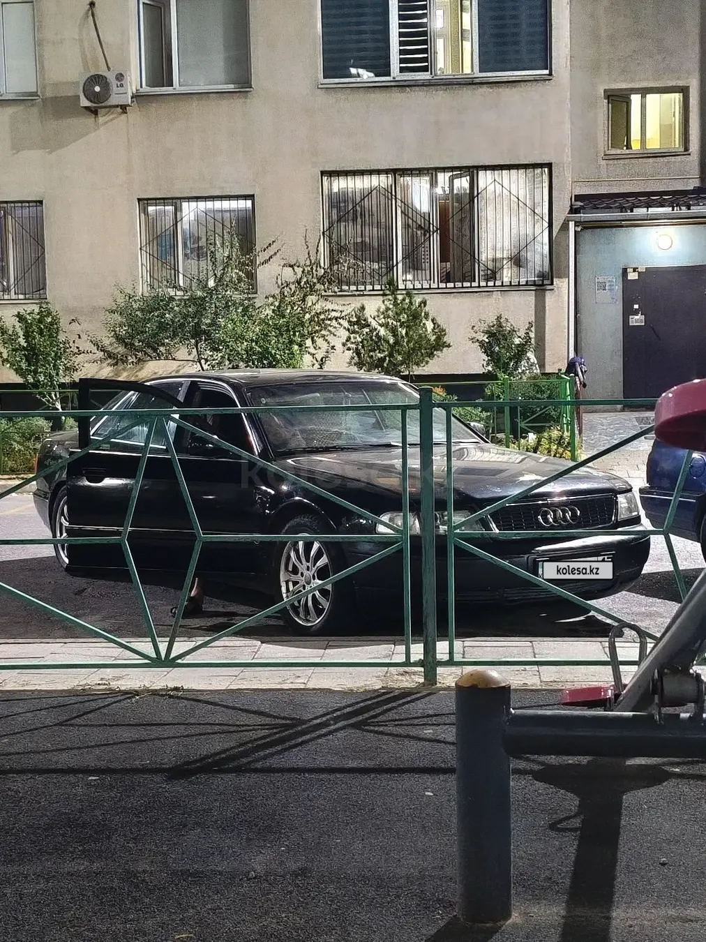 Audi A8, 1996