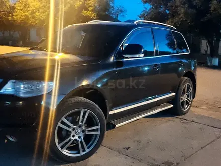 Volkswagen Touareg 2008 года за 6 500 000 тг. в Кызылорда