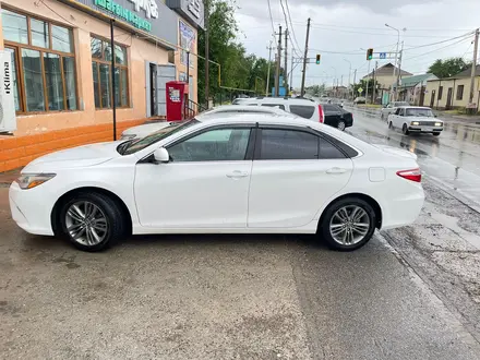 Toyota Camry 2015 года за 10 300 000 тг. в Шымкент