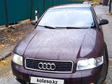 Audi A4 2001 года за 2 500 000 тг. в Актобе – фото 2