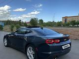 Chevrolet Camaro 2023 года за 15 500 000 тг. в Астана – фото 4