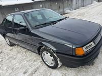 Volkswagen Passat 1990 года за 770 000 тг. в Астана