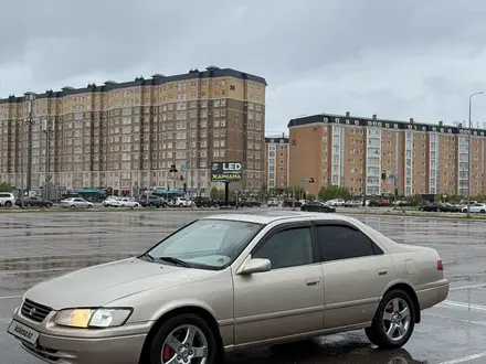 Toyota Camry 2001 года за 3 200 000 тг. в Актау – фото 4