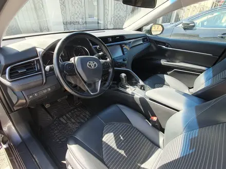 Toyota Camry 2020 года за 8 500 000 тг. в Тараз – фото 4
