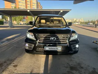 Lexus LX 570