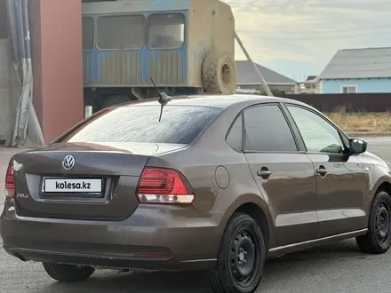 Volkswagen Polo 2017 года за 5 000 000 тг. в Атырау – фото 7