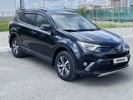 Toyota RAV4 2016 года за 10 500 000 тг. в Караганда – фото 2