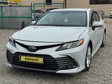 Toyota Camry 2022 года за 12 500 000 тг. в Кокшетау – фото 2