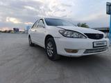 Toyota Camry 2005 годаүшін4 500 000 тг. в Жанаозен – фото 2