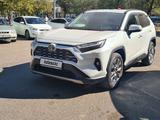 Toyota RAV4 2022 годаүшін17 000 000 тг. в Астана – фото 2