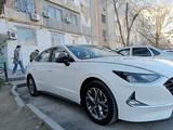 Hyundai Sonata 2021 года за 11 500 000 тг. в Шымкент – фото 4