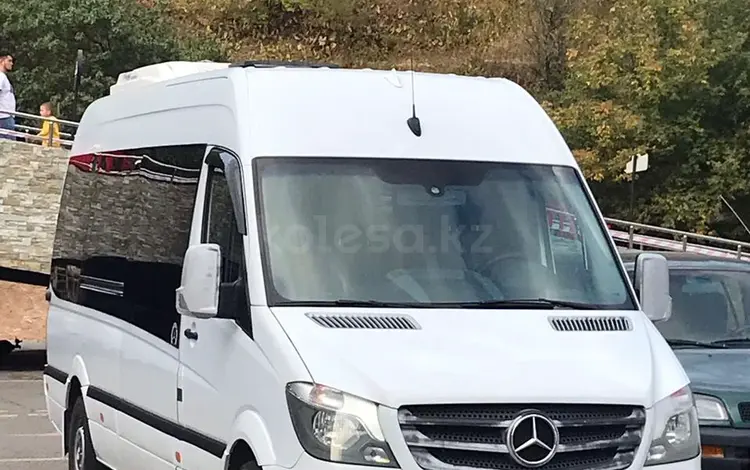 Mercedes-Benz Sprinter 2015 года за 23 000 000 тг. в Алматы