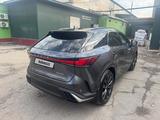 Lexus RX 350 2023 года за 33 000 000 тг. в Шымкент – фото 2