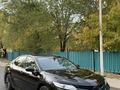 Toyota Camry 2018 года за 13 250 000 тг. в Астана – фото 5