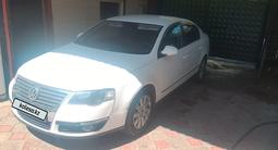 Volkswagen Passat 2007 годаүшін3 200 000 тг. в Алматы – фото 2